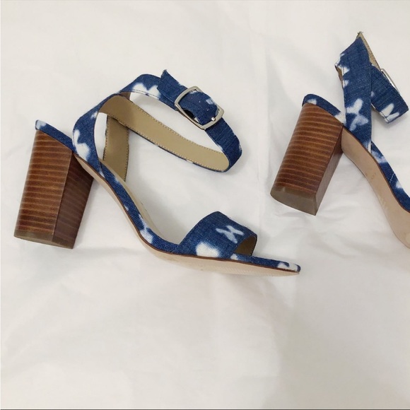 Ann Taylor Tie Dye Block Sandals - Picture 6 of 6